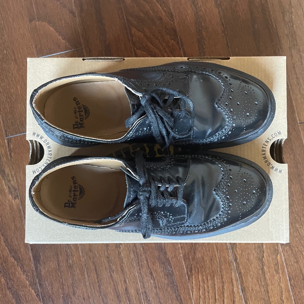 Dr. Martens Kelvin II smooth leather brogues (US W5/M4 but fits more like a 6)